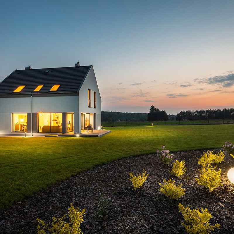 https://www.crownlandscapes.co.uk/wp-content/uploads/2019/08/home_4_projects.jpg